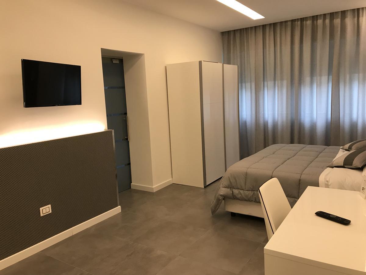 Calamo -Hotel -Residence- B&B Вибо Валентия Екстериор снимка
